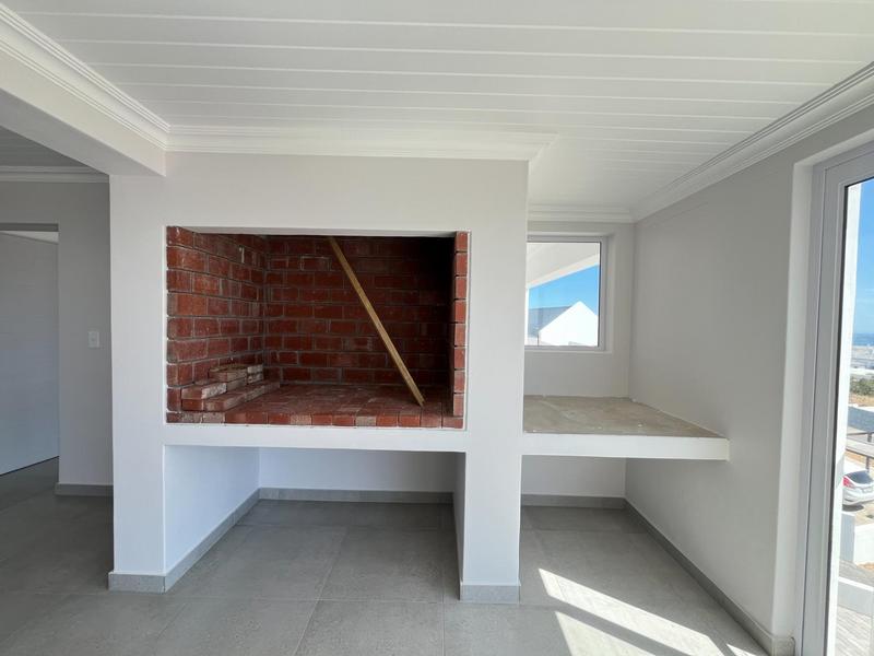 4 Bedroom Property for Sale in Da Gama Bay Western Cape